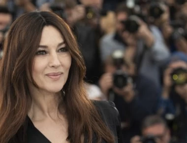 Πάλι single η Μόνικα Μπελούτσι - Χώρισε με τον νεαρό σύντροφό της Νικολά Λεφέβρ